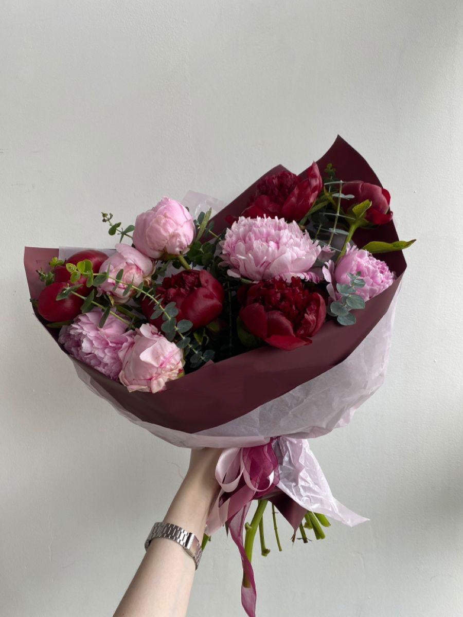 Peony Blossom Arrangement - Fresh Flowers