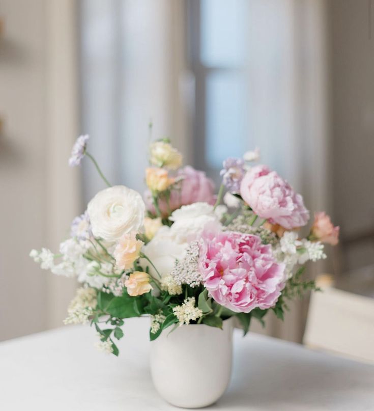 Spring Blooms in Vase - Fresh Flowers
