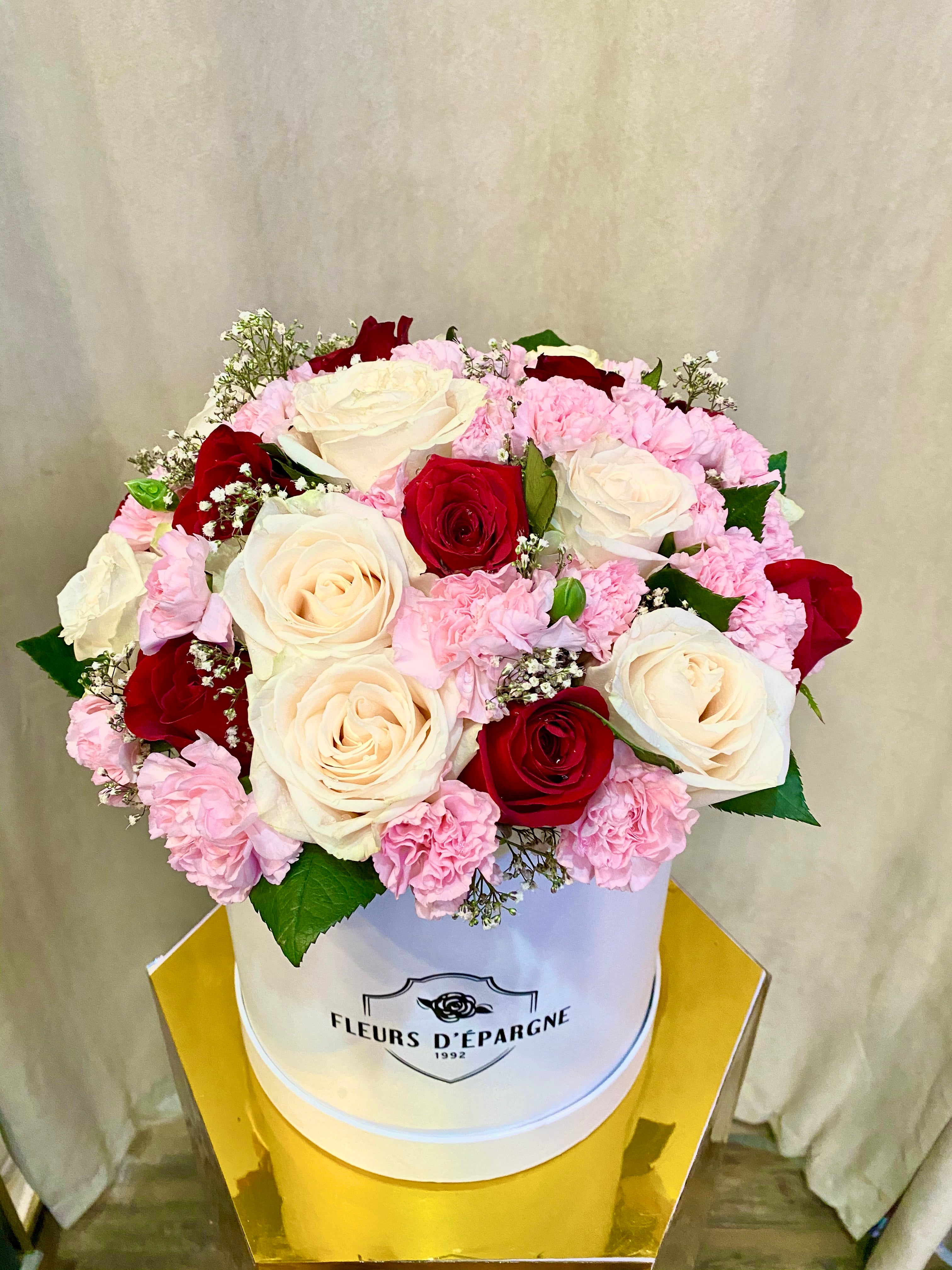 Super Dome Fresh Bucket - Fresh Flowers