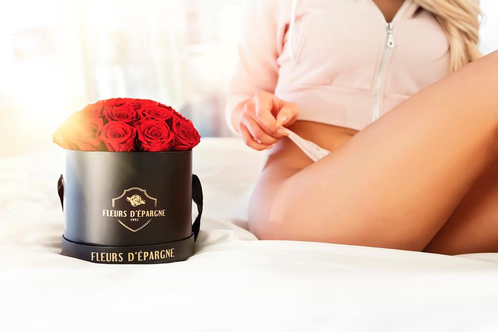 Romance Red in Classic Rose Bucket