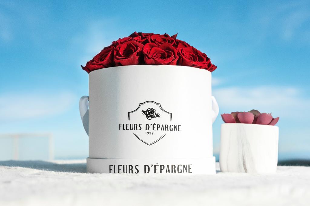 Romance Red in Classic Rose Bucket
