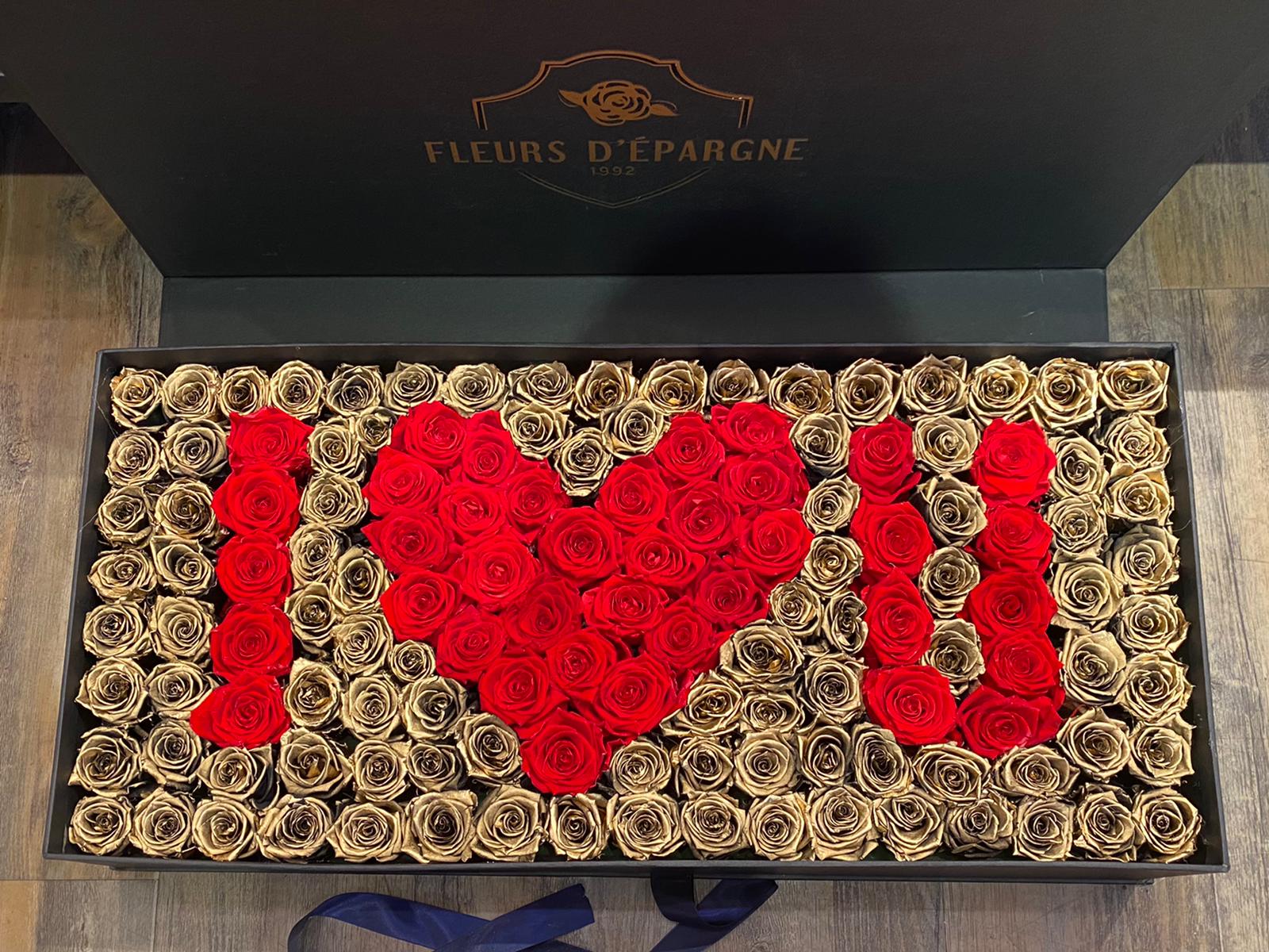 Ultimate Love Box - 100+ Roses
