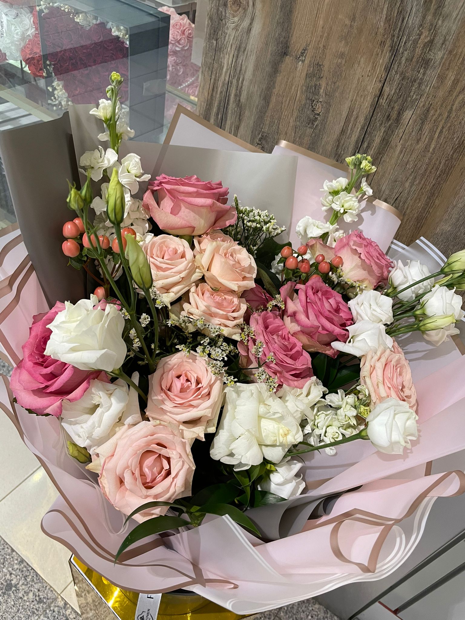 Champagne Pop Bouquet - Fresh Flowers