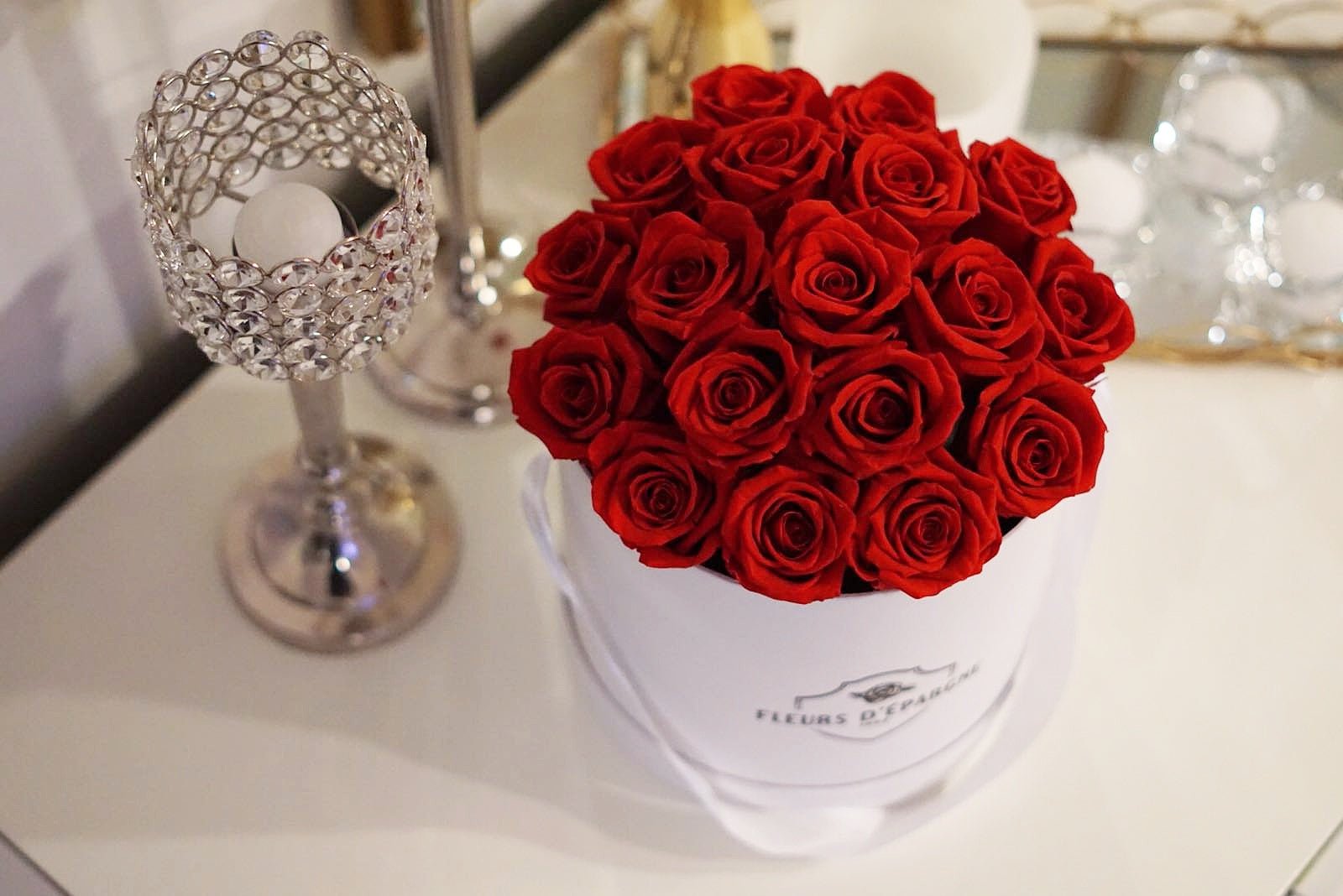 Romance Red in Classic Rose Bucket