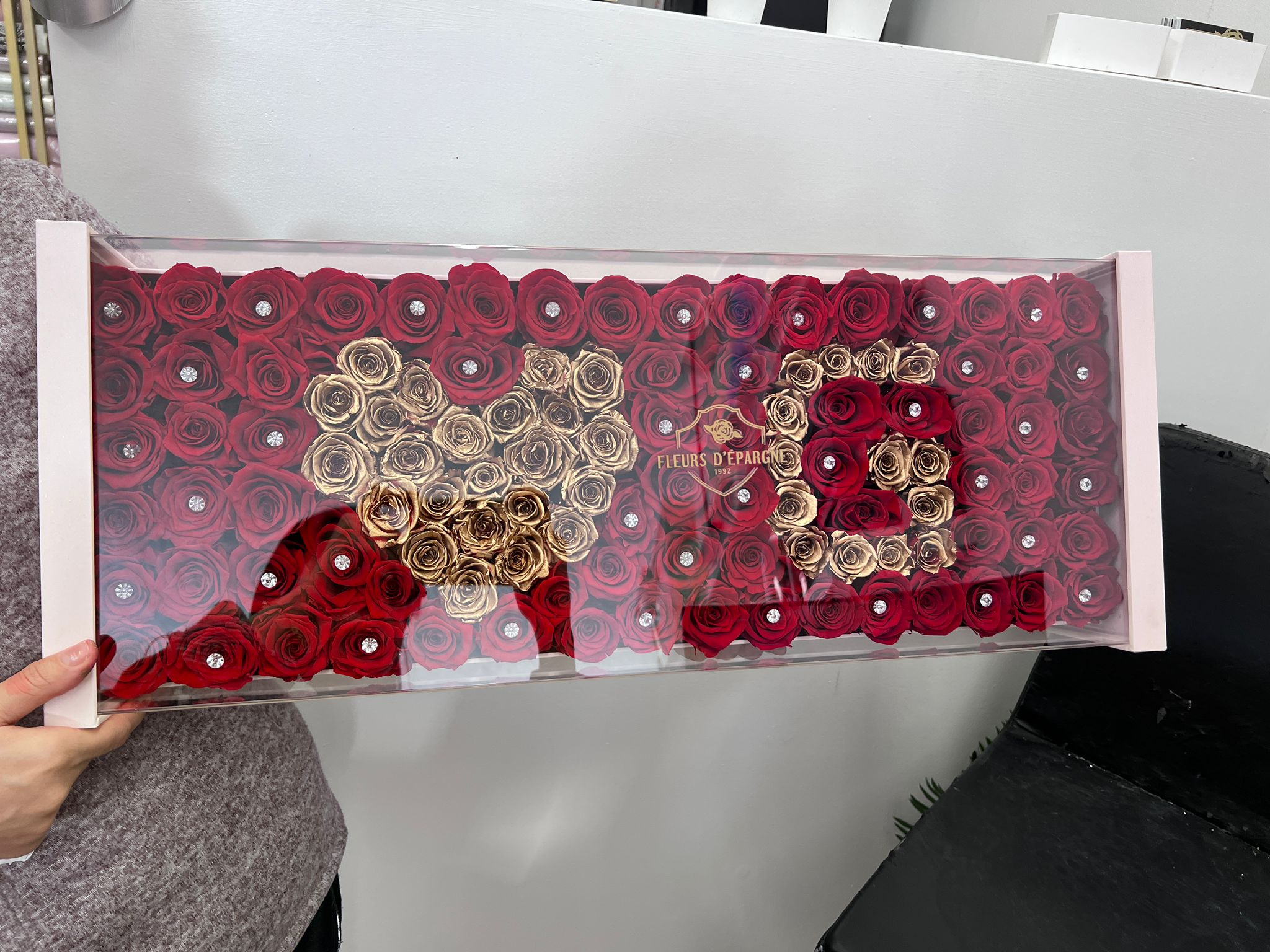 Luxe Custom Box - 80+ Roses