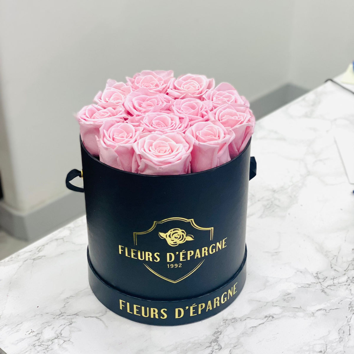 Tall Round Rose Bucket | fleursdepargne
